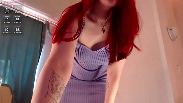 Snapshot of VanessaLincum chatting on August 1, 2026, 6:45 am VanessaLincum online show from August 1, 2026, 6:45 am