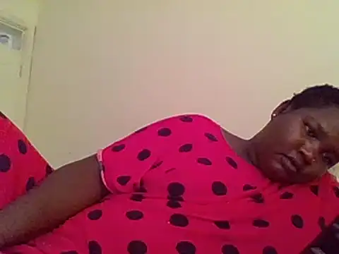 sweetymummy online show from October 6, 2025, 10:56 am