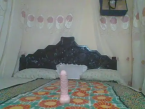 sweetymummy online show from March 14, 2026, 9:26 am