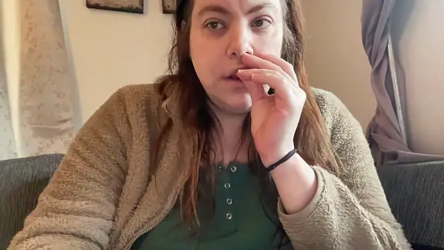 Snapshot of cumwithmee3 chatting on February 28, 2025, 11:58 am cumwithmee3 online show from February 28, 2025, 11:58 am