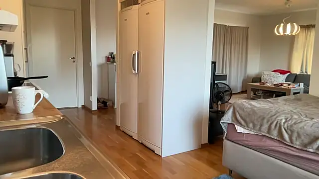 Snapshot of cumwithmee3 chatting on March 19, 2025, 12:56 pm cumwithmee3 online show from March 19, 2025, 12:56 pm