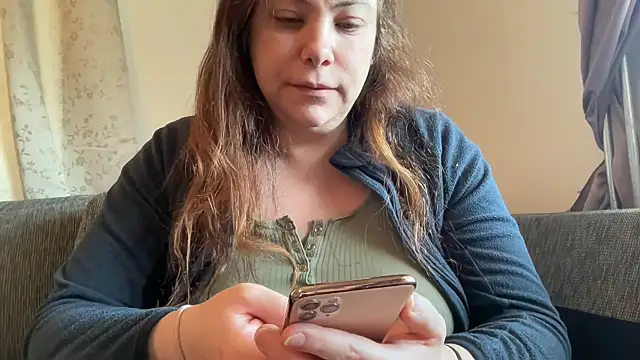 Snapshot of cumwithmee3 chatting on September 23, 2025, 11:57 am cumwithmee3 online show from September 23, 2025, 11:57 am