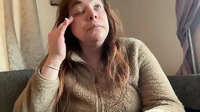 Snapshot of cumwithmee3 chatting on October 28, 2025, 11:03 am cumwithmee3 online show from October 28, 2025, 11:03 am