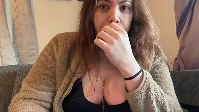 Snapshot of cumwithmee3 chatting on November 16, 2025, 1:39 pm cumwithmee3 online show from November 16, 2025, 1:39 pm