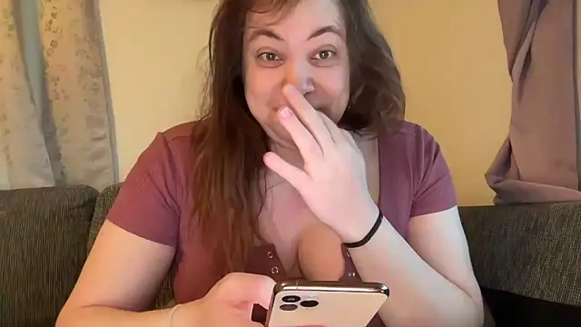 Snapshot of cumwithmee3 chatting on November 29, 2025, 1:36 pm cumwithmee3 online show from November 29, 2025, 1:36 pm