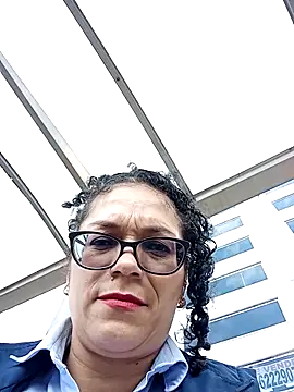 Aliciia cute1 online show from December 19, 2025, 2:57 pm