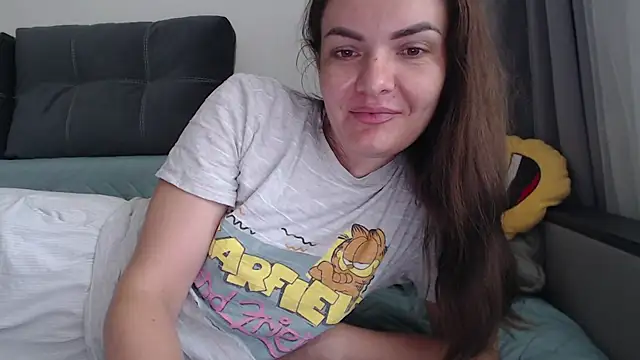  JustmeHere  online show from July 20, 2026, 7:33 am