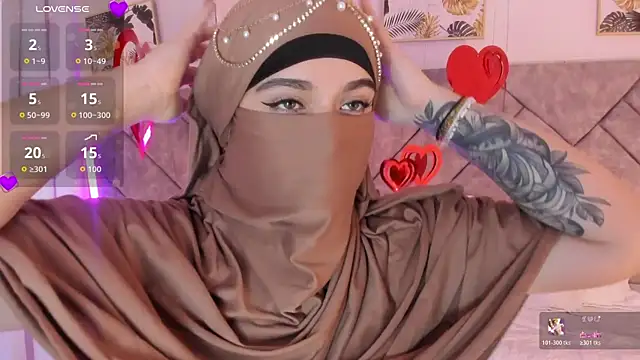 anna-henao online show from February 13, 2026, 7:54 pm