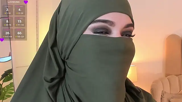 Snapshot of anna-henao chatting on May 16, 2026, 9:13 pm anna-henao online show from May 16, 2026, 9:13 pm