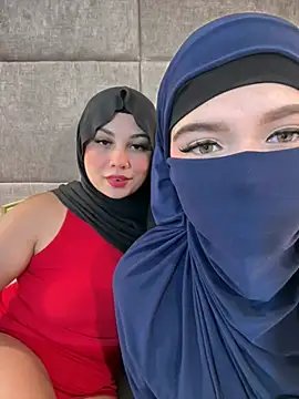 anna-henao online show from July 12, 2026, 12:01 am