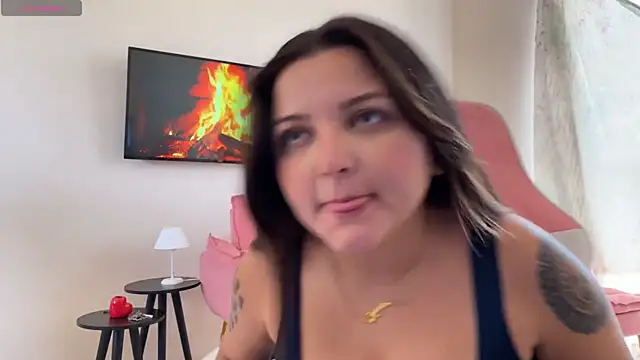 Snapshot of SweetPaige_ chatting on March 12, 2025, 4:02 pm SweetPaige online show from March 12, 2025, 4:02 pm