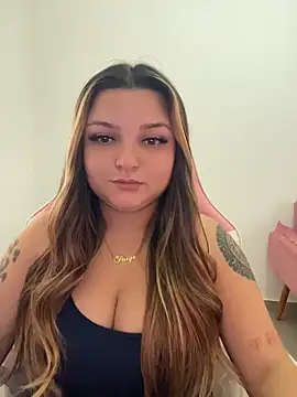 Snapshot of SweetPaige_ chatting on May 13, 2026, 6:16 pm SweetPaige online show from May 13, 2026, 6:16 pm