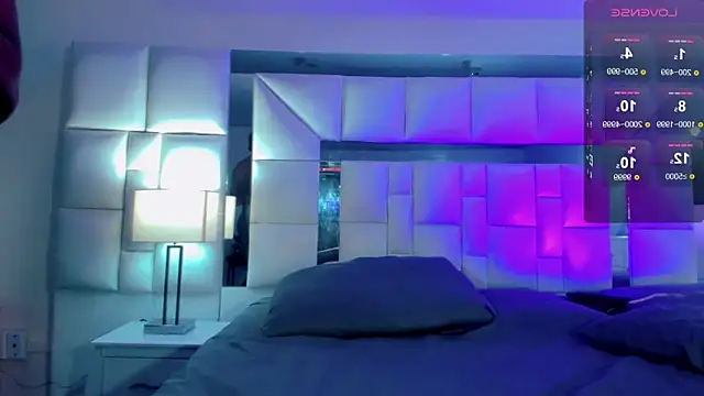 naomy  xx online show from February 27, 2025, 7:37 pm