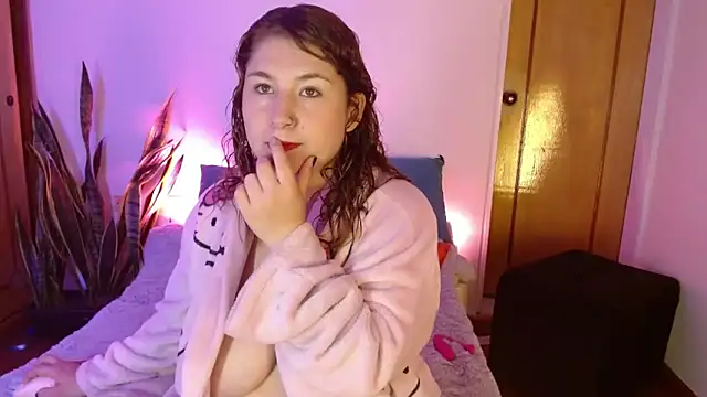 Snapshot of kittycatw chatting on September 25, 2025, 6:06 am kittycatw online show from September 25, 2025, 6:06 am