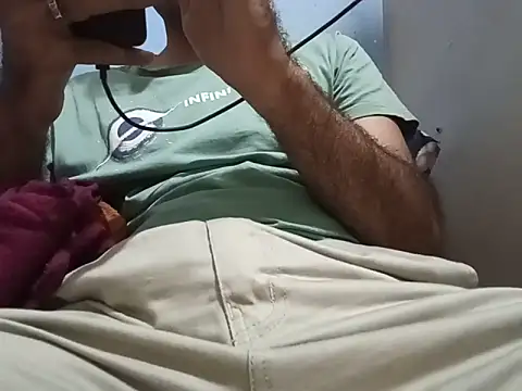 Snapshot of cuckhair chatting on June 9, 2026, 4:40 pm cuckhair online show from June 9, 2026, 4:40 pm