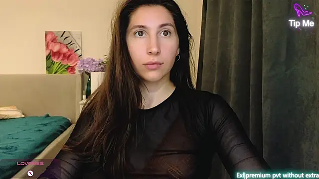 marrycolins online show from June 11, 2026, 2:53 am
