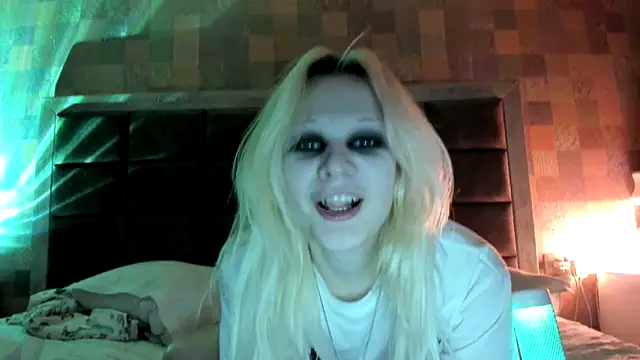 sashakiss99 online show from October 26, 2025, 1:22 am