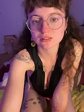 Snapshot of _foxygirl_ chatting on February 10, 2026, 4:55 pm foxygirl online show from February 10, 2026, 4:55 pm