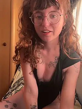  foxygirl  online show from June 15, 2026, 6:21 pm