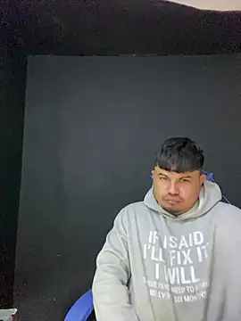 Snapshot of DickMasterfindom chatting on May 21, 2026, 4:36 pm DickMasterfindom online show from May 21, 2026, 4:36 pm
