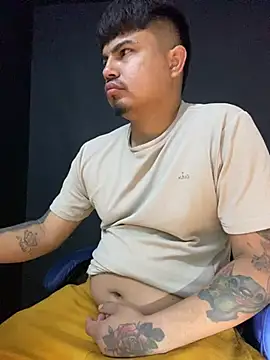 Snapshot of DickMasterfindom chatting on June 30, 2026, 2:01 am DickMasterfindom online show from June 30, 2026, 2:01 am
