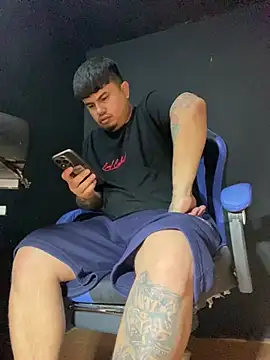 Snapshot of DickMasterfindom chatting on July 7, 2026, 3:53 am DickMasterfindom online show from July 7, 2026, 3:53 am