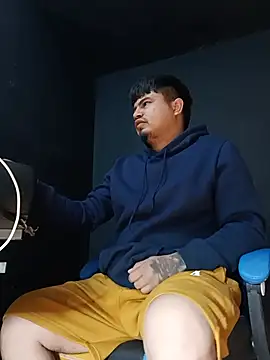 Snapshot of DickMasterfindom chatting on July 26, 2026, 3:30 pm DickMasterfindom online show from July 26, 2026, 3:30 pm