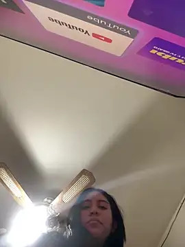 Snapshot of LunaAurora3 chatting on February 5, 2026, 7:13 am LunaAurora3 online show from February 5, 2026, 7:13 am