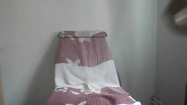 Snapshot of fl3xxx1 chatting on July 28, 2026, 11:17 am fl3xxx1 online show from July 28, 2026, 11:17 am
