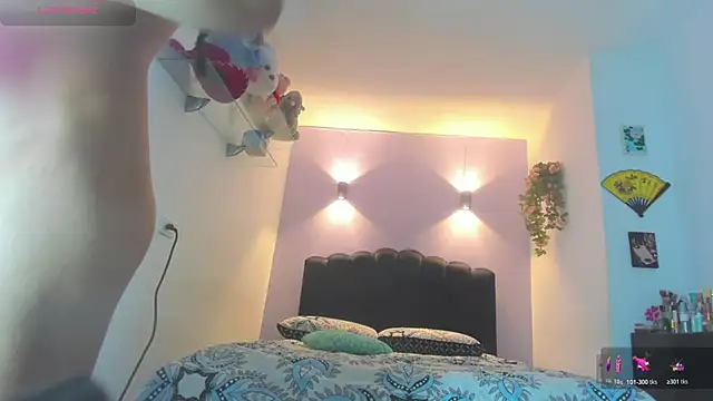 Snapshot of Sofia_Clauss_ chatting on June 2, 2026, 4:36 am Sofia Clauss online show from June 2, 2026, 4:36 am