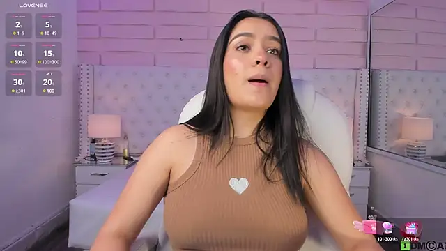 Yaaky  online show from March 11, 2025, 8:20 pm