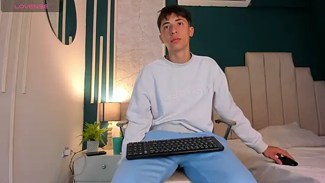 Snapshot of AlessandroDybala chatting on January 17, 2025, 11:59 am AlessandroDybala online show from January 17, 2025, 11:59 am