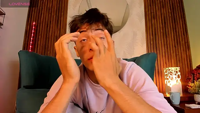 Snapshot of AlessandroDybala chatting on February 1, 2025, 12:16 pm AlessandroDybala online show from February 1, 2025, 12:16 pm