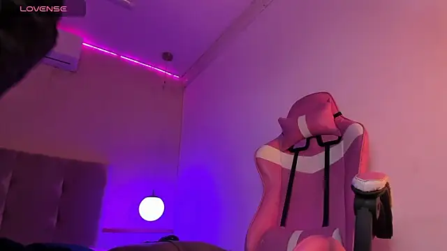 Snapshot of AlessandroDybala chatting on February 11, 2025, 11:54 am AlessandroDybala online show from February 11, 2025, 11:54 am