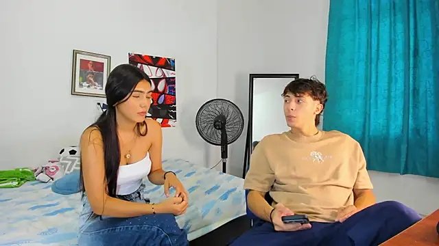 Snapshot of AlessandroDybala chatting on July 15, 2026, 12:54 pm AlessandroDybala online show from July 15, 2026, 12:54 pm