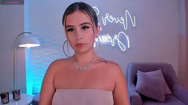 AnnaBrooks1 online show from January 28, 2025, 7:42 pm