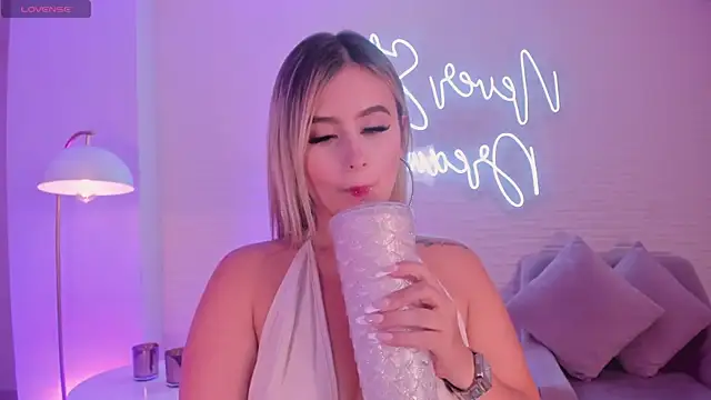 AnnaBrooks1 online show from January 29, 2025, 7:43 pm