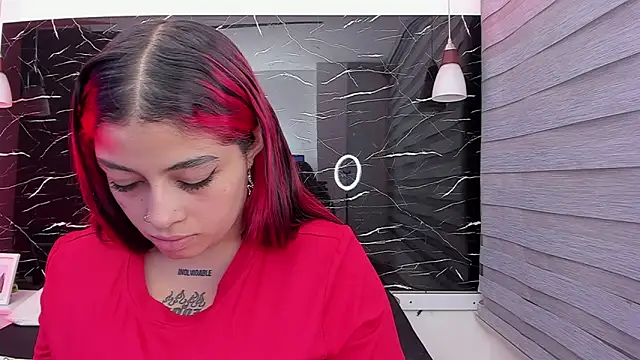 Snapshot of Sofiia-Rubb chatting on June 27, 2026, 4:17 am Sofiia-Rubb online show from June 27, 2026, 4:17 am