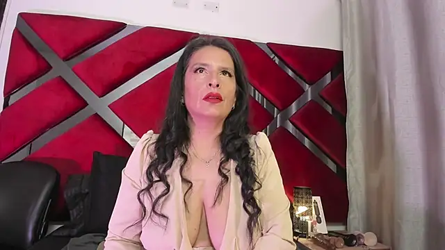 Snapshot of Kendra-Foxxy chatting on June 1, 2026, 1:07 am Kendra-Foxxy online show from June 1, 2026, 1:07 am