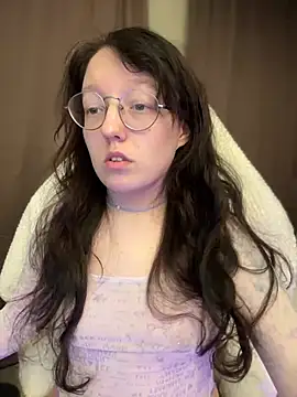 emigooflordXD online show from December 15, 2024, 3:53 pm