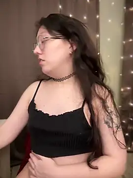 emigooflordXD online show from January 10, 2025, 6:31 am