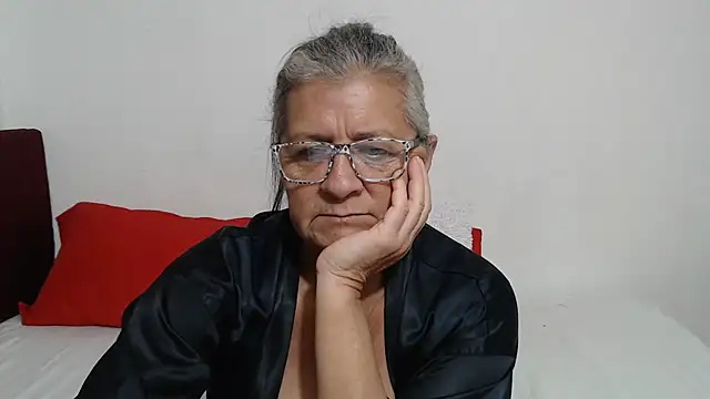 Snapshot of candy_mature_ chatting on May 15, 2026, 11:39 am candy mature online show from May 15, 2026, 11:39 am