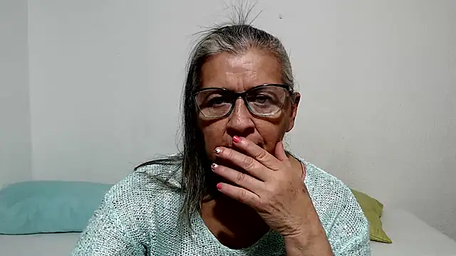 Snapshot of candy_mature_ chatting on July 6, 2026, 12:18 am candy mature online show from July 6, 2026, 12:18 am