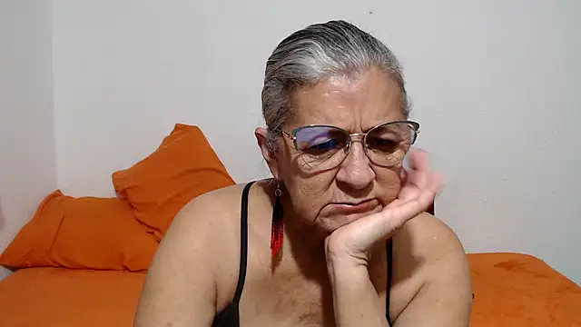 Snapshot of candy_mature_ chatting on July 31, 2026, 10:20 pm candy mature online show from July 31, 2026, 10:20 pm