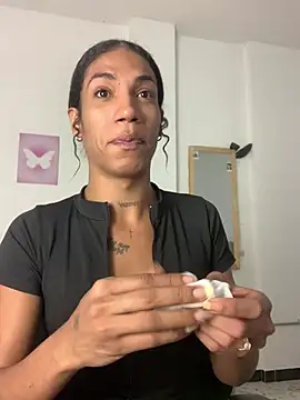 Snapshot of turabbitxx chatting on February 17, 2026, 4:13 pm turabbitxx online show from February 17, 2026, 4:13 pm