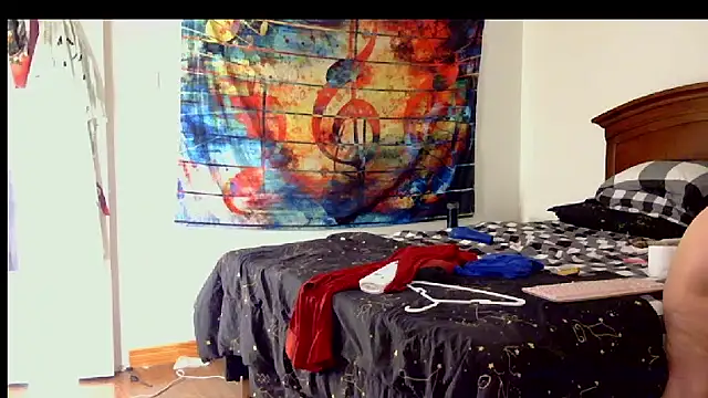 Snapshot of HeyyImHarlowe chatting on December 13, 2024, 7:47 am HeyyImHarlowe online show from December 13, 2024, 7:47 am