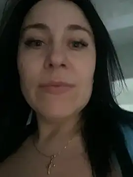 CuteNata online show from February 4, 2025, 1:06 pm