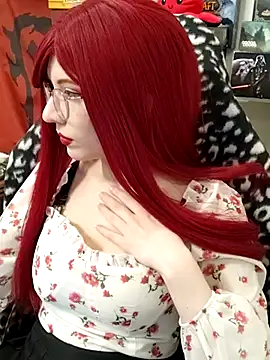 ElliMoor online show from December 4, 2024, 1:14 am