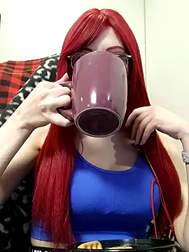 ElliMoor online show from January 22, 2025, 3:51 pm