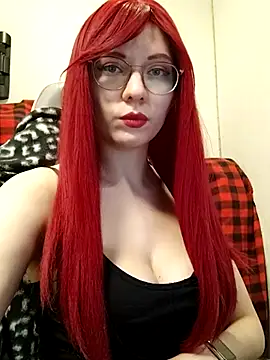 ElliMoor online show from March 4, 2025, 3:59 pm